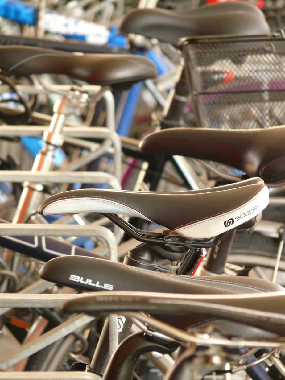 choosing a bike saddle 