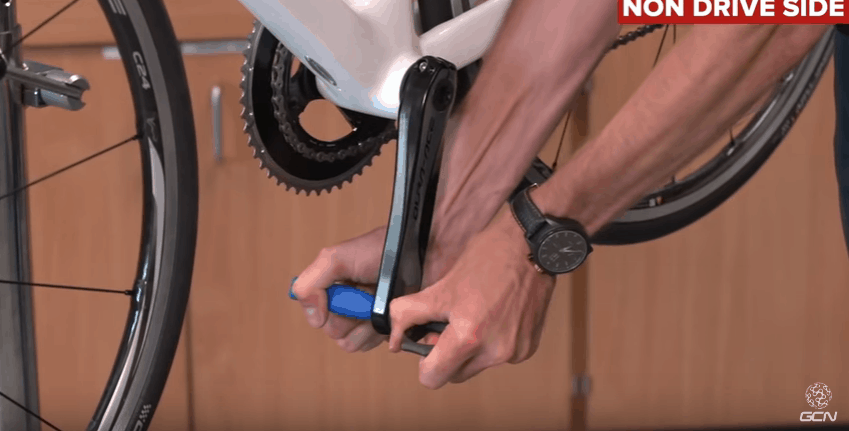 how to change bike pedals